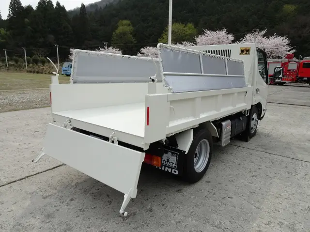 日野 デュトロ 2KG-XZU600T(2WD)の写真2