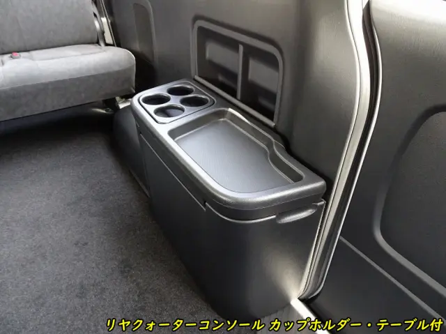 トヨタ ハイエース 3BA-TRH219W(4WD)の写真22
