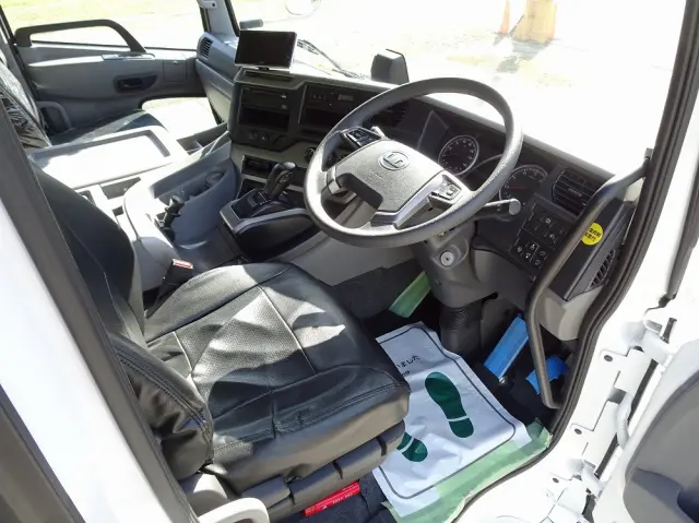 UD クオン 2RG-GK5DAB(2WD)の写真4