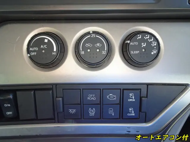 UD クオン 2RG-GK5DAB(2WD)の写真35