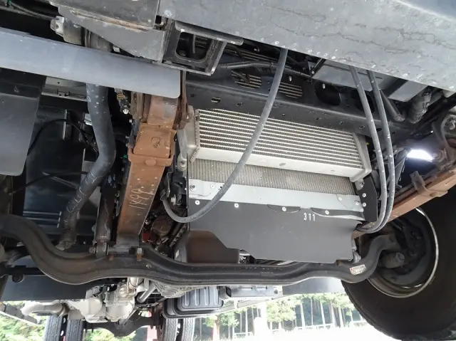 いすゞ フォワード 2RG-FRR90S4(2WD)の写真33