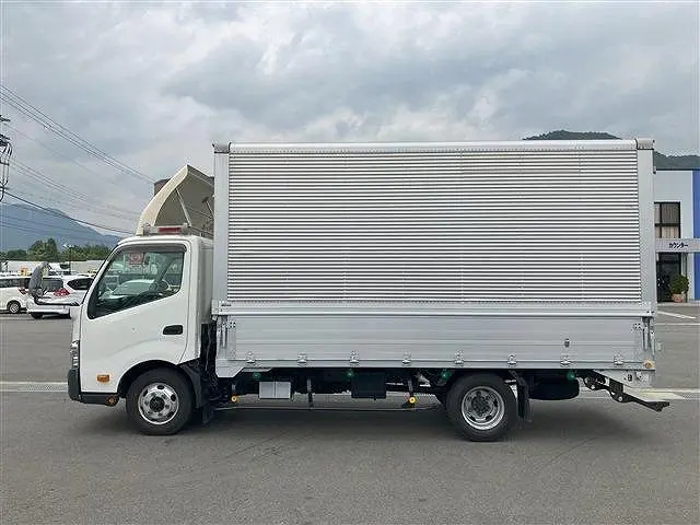 トヨタ ダイナ TKG-XZU710(2WD)の写真12