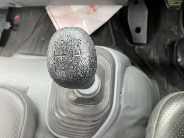 いすゞ フォワード 2RG-FRR90S1の写真17