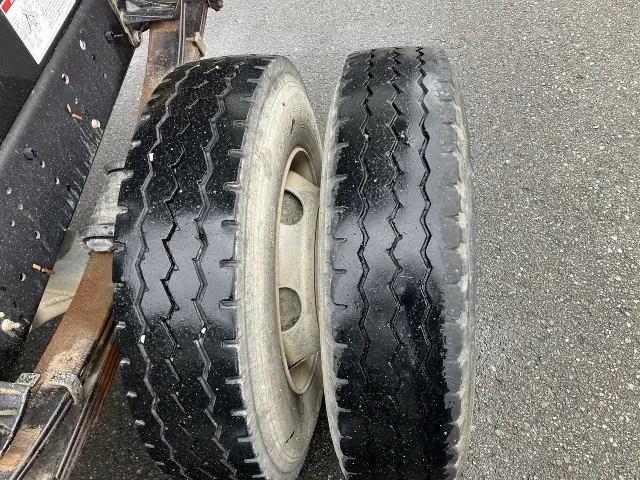 いすゞ フォワード 2RG-FRR90S1の写真25