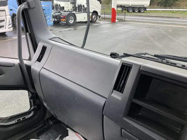 いすゞ フォワード 2RG-FRR90S1の写真33