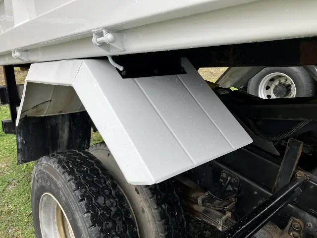 いすゞ フォワード 2RG-FRR90S1の写真47