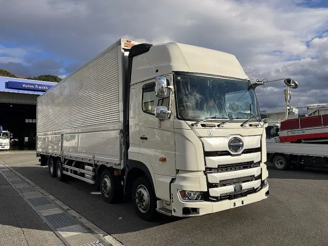 日野 プロフィア 2DG-FW1AHG(8x4)の写真1