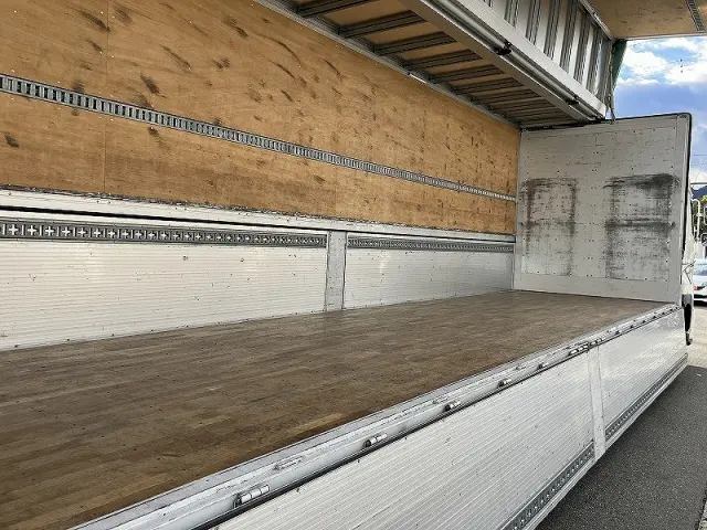 日野 プロフィア 2DG-FW1AHG(8x4)の写真26