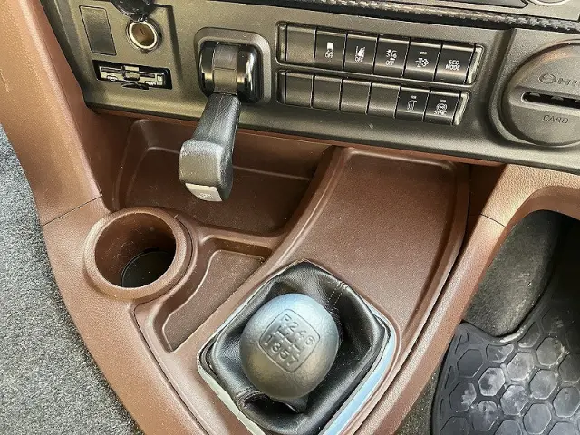 日野 プロフィア 2DG-FW1AHG(8x4)の写真30