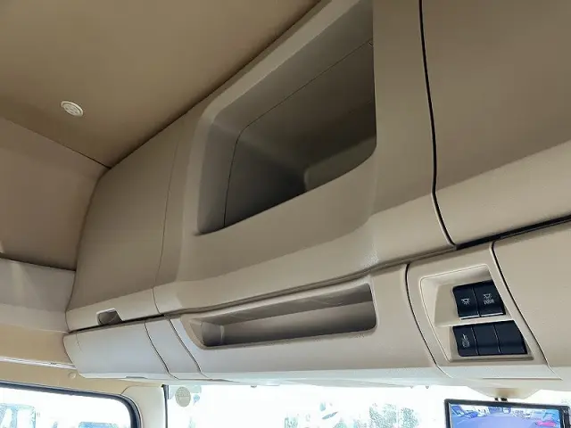 日野 プロフィア 2DG-FW1AHG(8x4)の写真34