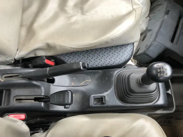 スズキ キャリイ EBD-DA16T(4WD)の写真11