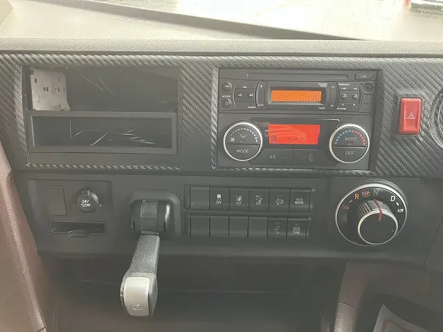 日野 プロフィア 2DG-FW1AHQ(8x4)の写真23