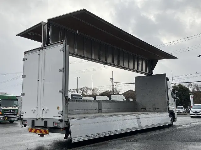 日野 プロフィア 2DG-FW1AHQ(8x4)の写真31