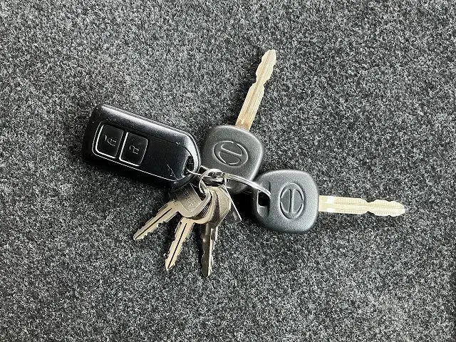 日野 プロフィア 2DG-FW1AHQ(8x4)の写真40