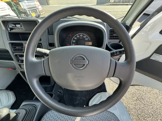 日産 クリッパートラック EBD-DR16T(4WD)の写真17