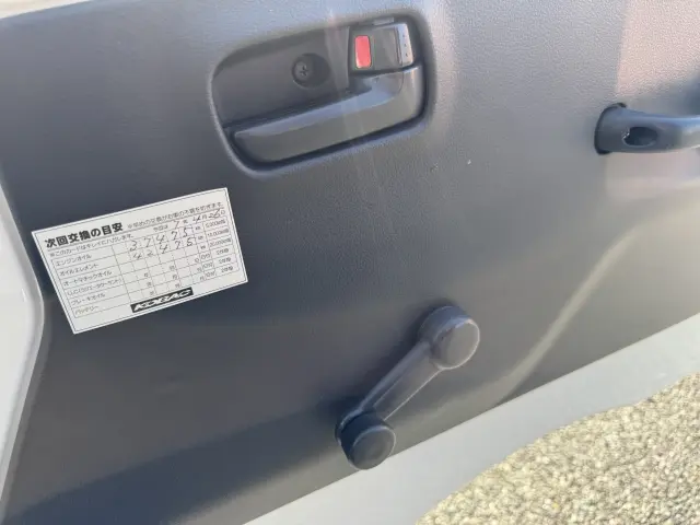 日産 クリッパートラック EBD-DR16T(4WD)の写真29