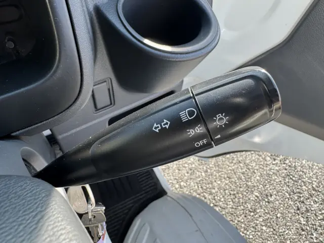 日産 クリッパートラック EBD-DR16T(2WD)の写真28