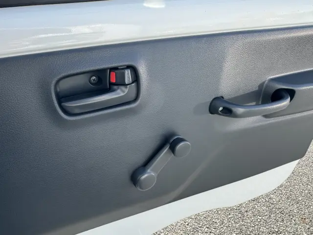 日産 クリッパートラック EBD-DR16T(2WD)の写真38