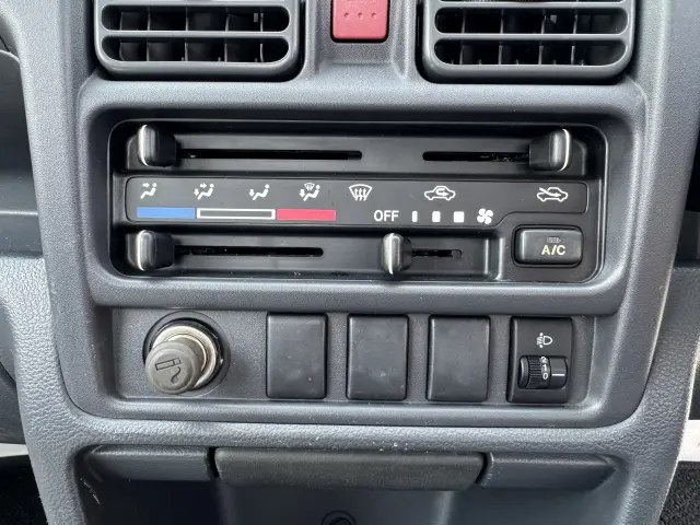 日産 クリッパートラック EBD-DR16T(2WD)の写真19