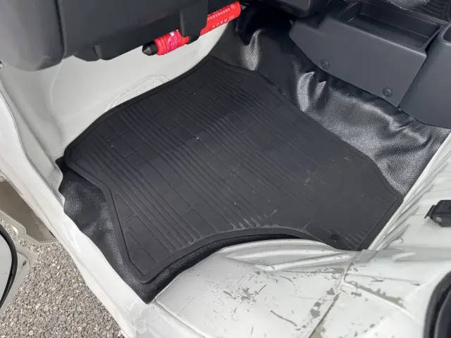 日産 クリッパーバン EBD-DR16T(2WD)の写真39