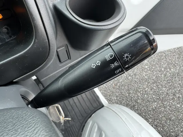 日産 クリッパートラック EBD-DR16T(2WD)の写真30