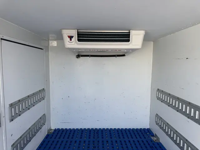 日産 クリッパートラック EBD-DR16T(2WD)の写真12