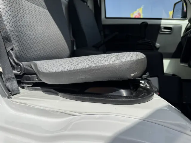 マツダ スクラムトラック EBD-DG16T(4WD)の写真31