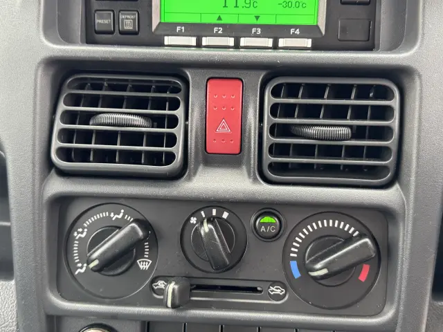 スズキ キャリイ EBD-DA16T(2WD)の写真24