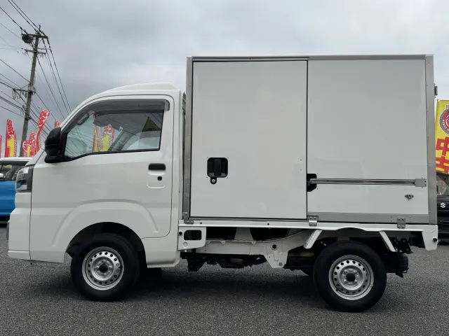 ダイハツ ハイゼットトラック 3BD-S500Pの写真5