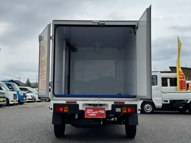 ダイハツ ハイゼットトラック 3BD-S500Pの写真9