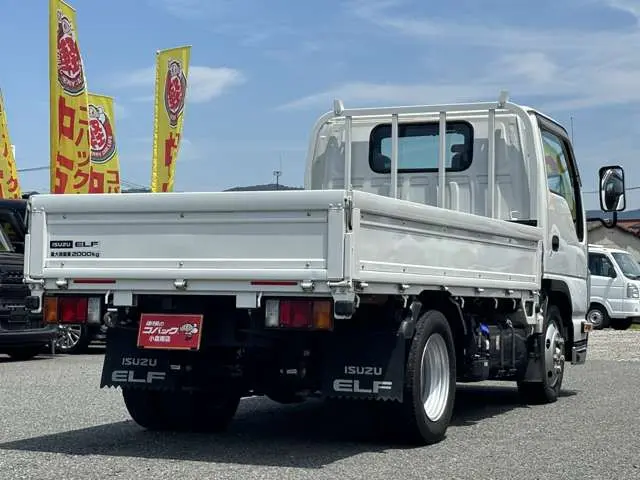 いすゞ エルフ 2RG-NKR88A(2WD)の写真6