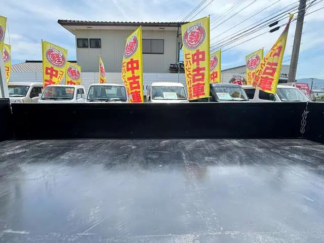 いすゞ エルフ 2RG-NKR88A(2WD)の写真17