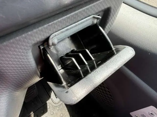 いすゞ エルフ 2RG-NKR88A(2WD)の写真36