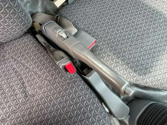 いすゞ エルフ 2RG-NKR88A(2WD)の写真38