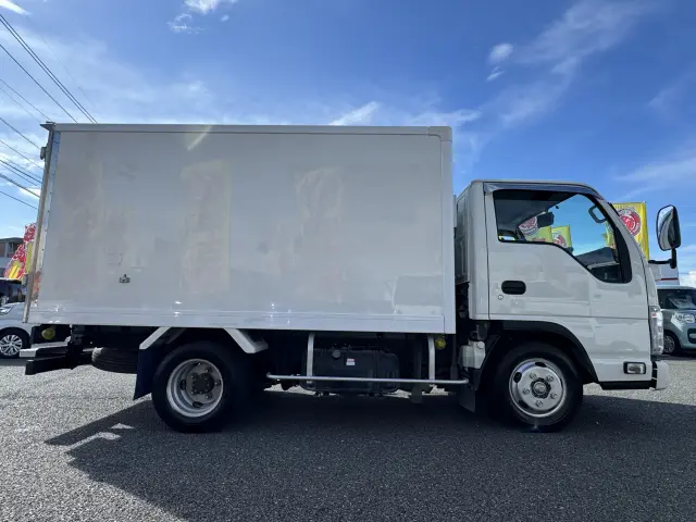 いすゞ エルフ TPG-NHR85AN(2WD)の写真4