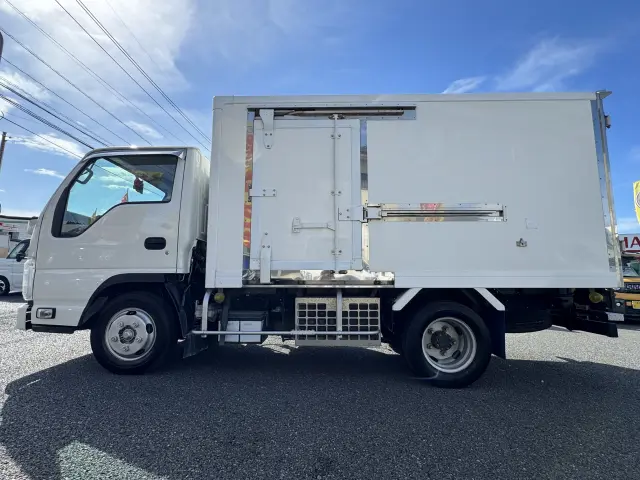 いすゞ エルフ TPG-NHR85AN(2WD)の写真5