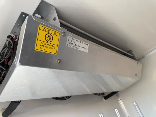 いすゞ エルフ TPG-NHR85AN(2WD)の写真19