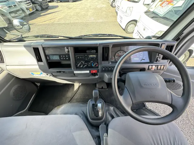 いすゞ エルフ TPG-NHR85AN(2WD)の写真25