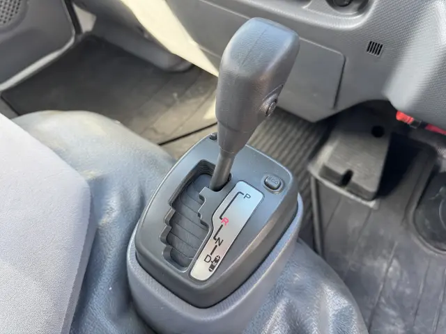 いすゞ エルフ TPG-NHR85AN(2WD)の写真37