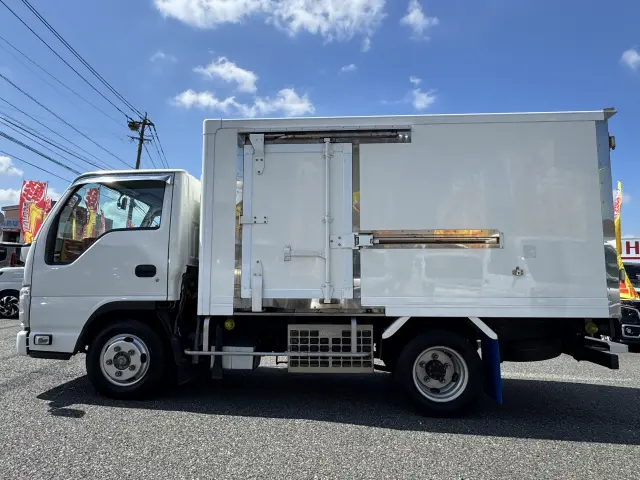 いすゞ エルフ TPG-NHR85AN(2WD)の写真5