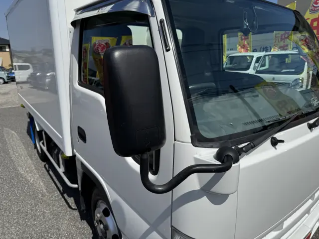 いすゞ エルフ TPG-NHR85AN(2WD)の写真21
