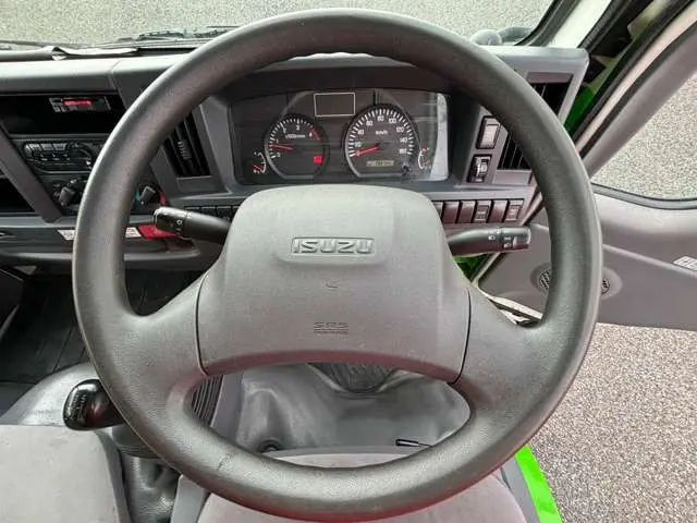 いすゞ エルフ TPG-NHR85N(2WD)の写真24