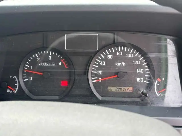 いすゞ エルフ TPG-NHR85N(2WD)の写真25