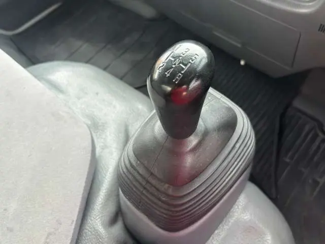 いすゞ エルフ TPG-NHR85N(2WD)の写真37