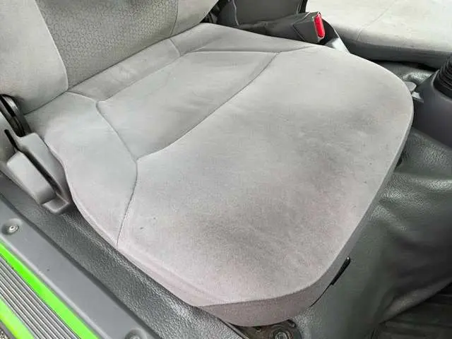 いすゞ エルフ TPG-NHR85N(2WD)の写真41