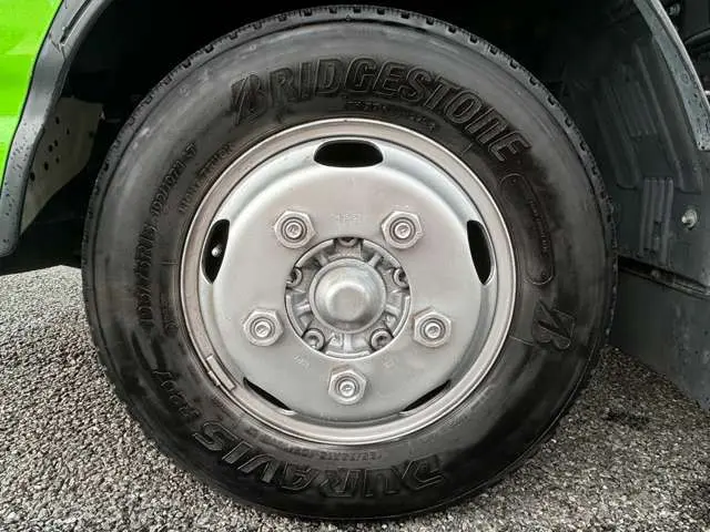 いすゞ エルフ TPG-NHR85N(2WD)の写真46