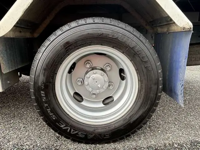 いすゞ エルフ TPG-NHR85N(2WD)の写真47