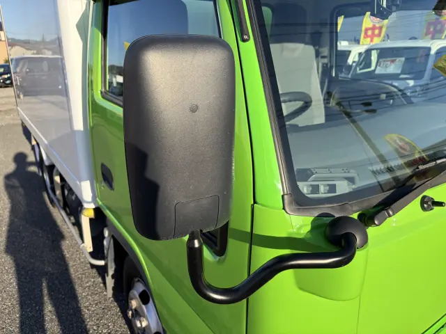 いすゞ エルフ TPG-NHR85AN(2WD)の写真21