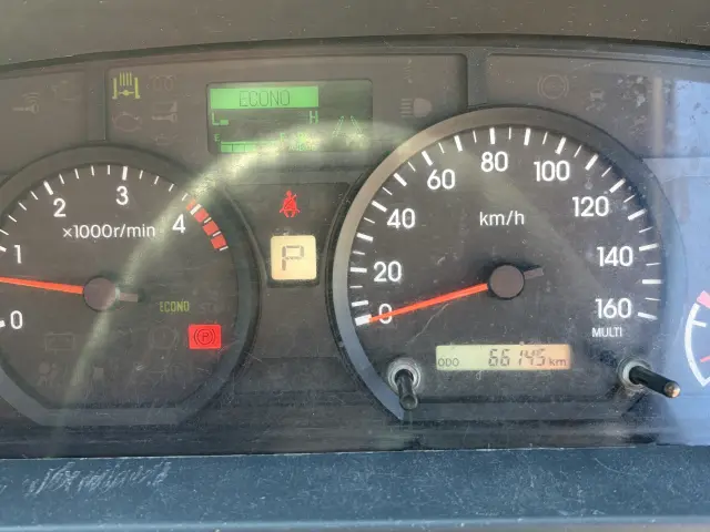 いすゞ エルフ 2RG-NKR88AD(4WD)の写真15