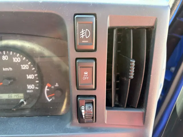 いすゞ エルフ 2RG-NKR88AD(4WD)の写真27